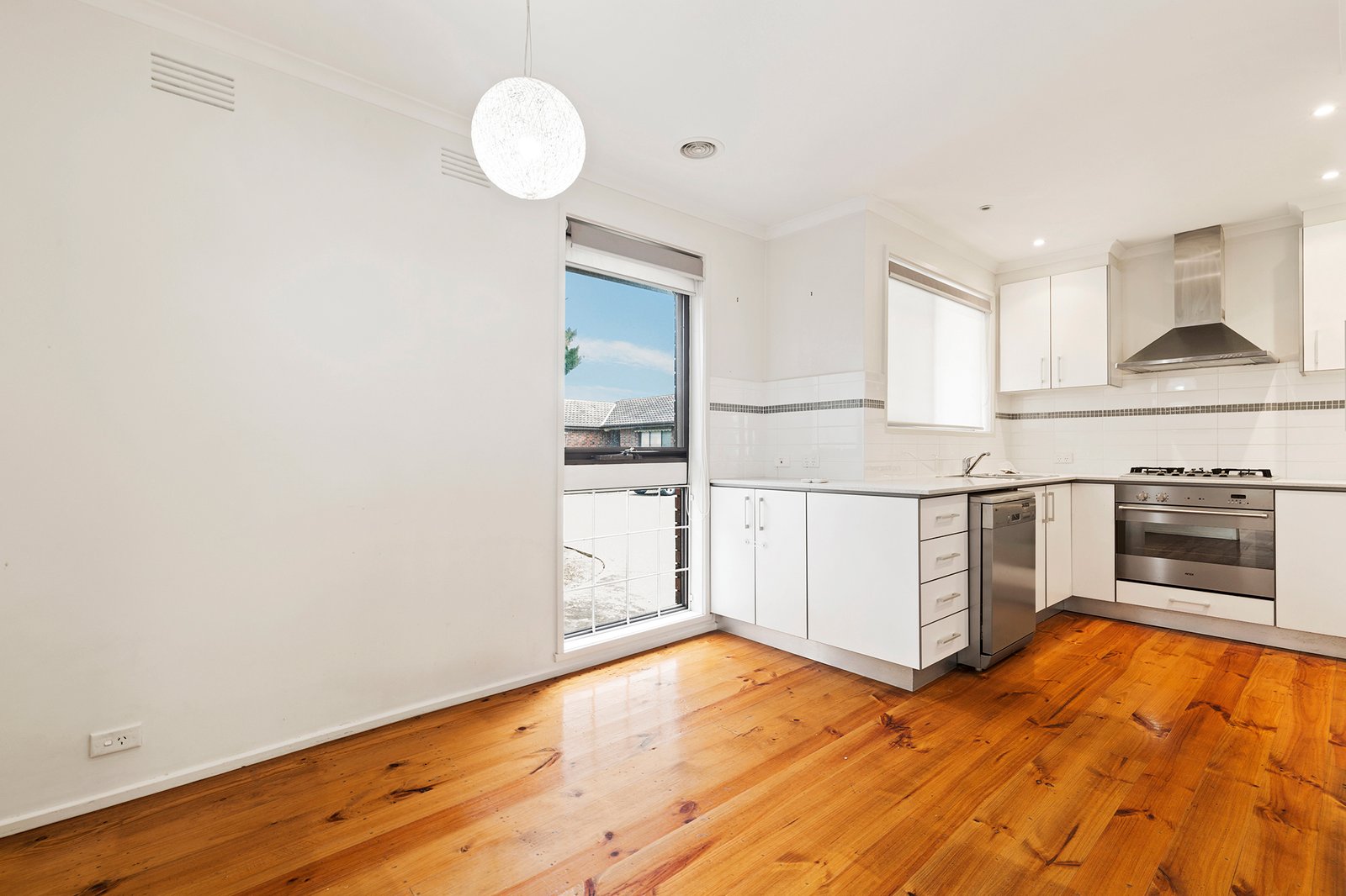 Gallery: 1/736 Centre Road