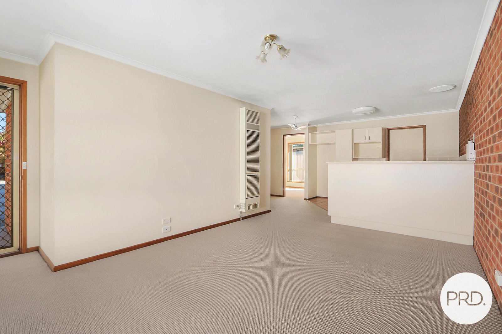 1/736 Lavis Street EAST ALBURY 3