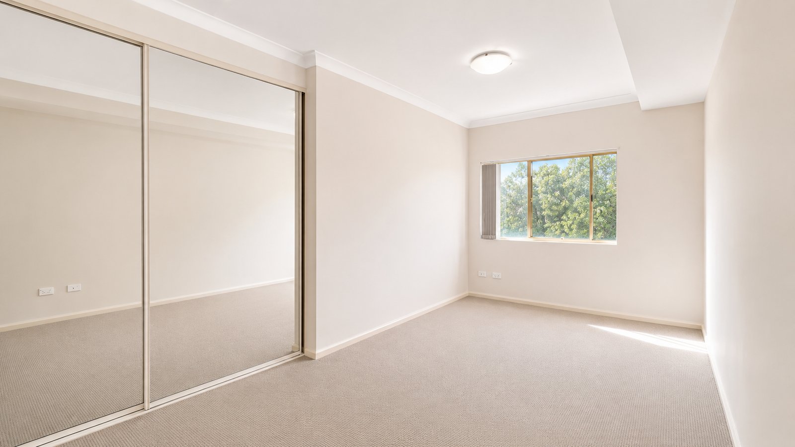 17/4-6 Freeman Street WARWICK FARM 4