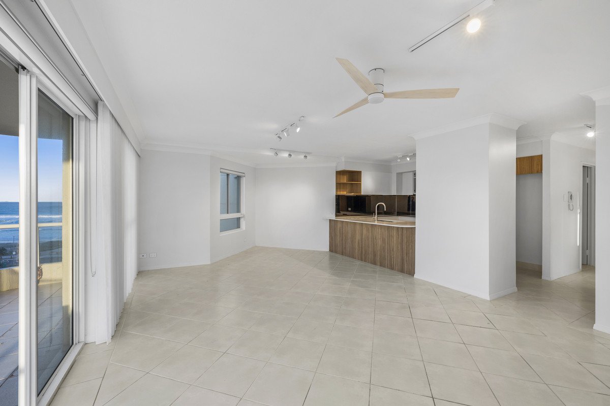 17/4-6 Twenty Fifth Avenue Palm Beach 12