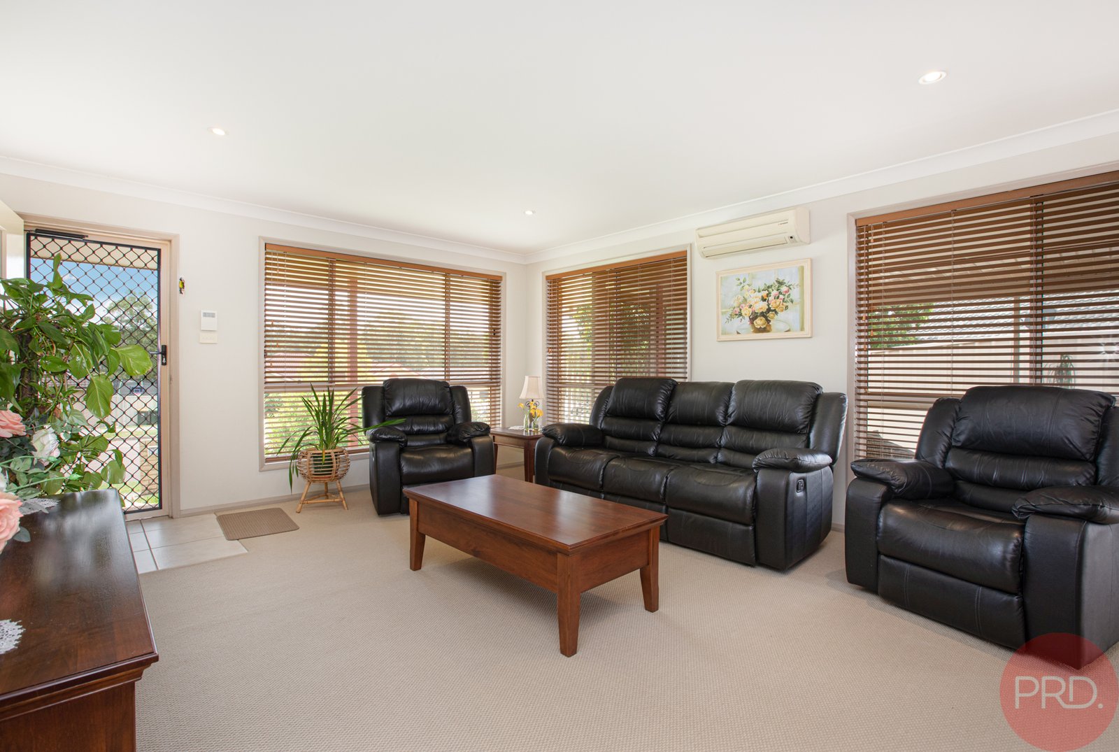 1/74-76 Worcester Drive EAST MAITLAND 3