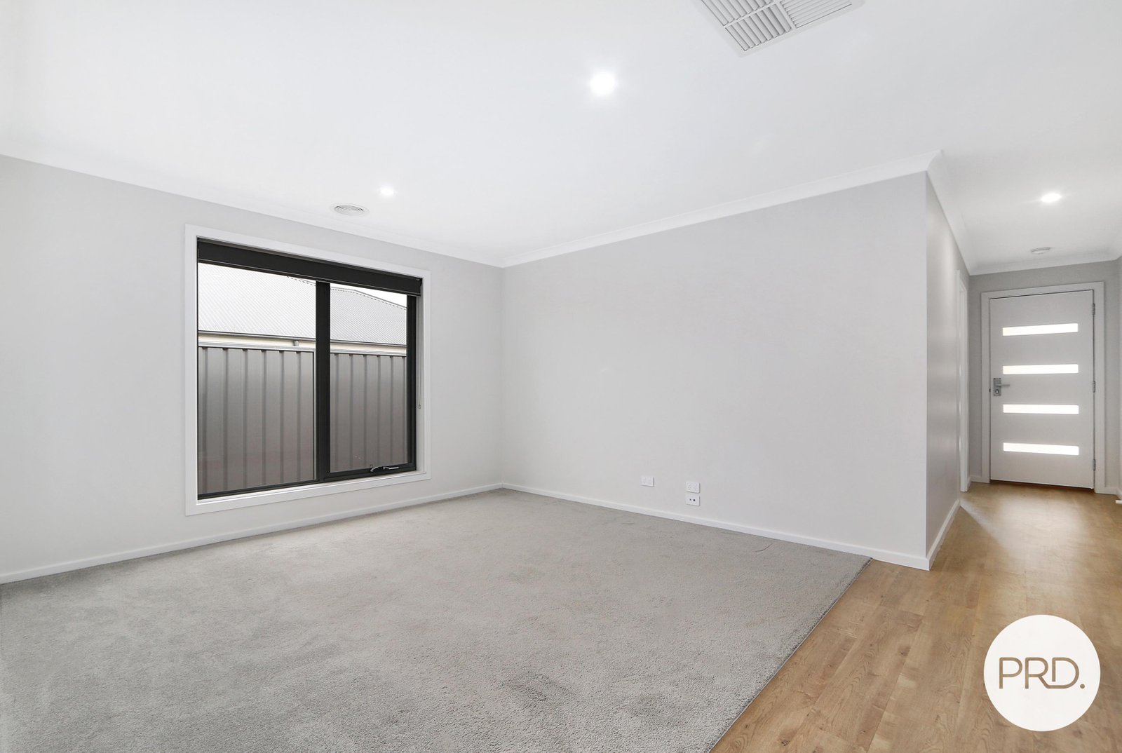 174 Brooklyn Drive THURGOONA 8