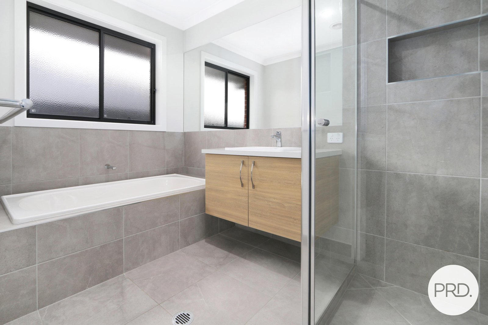 174 Brooklyn Drive THURGOONA 16