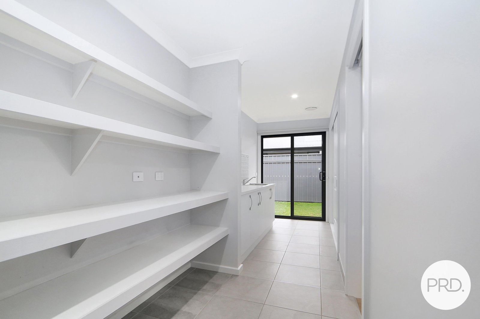 174 Brooklyn Drive THURGOONA 17