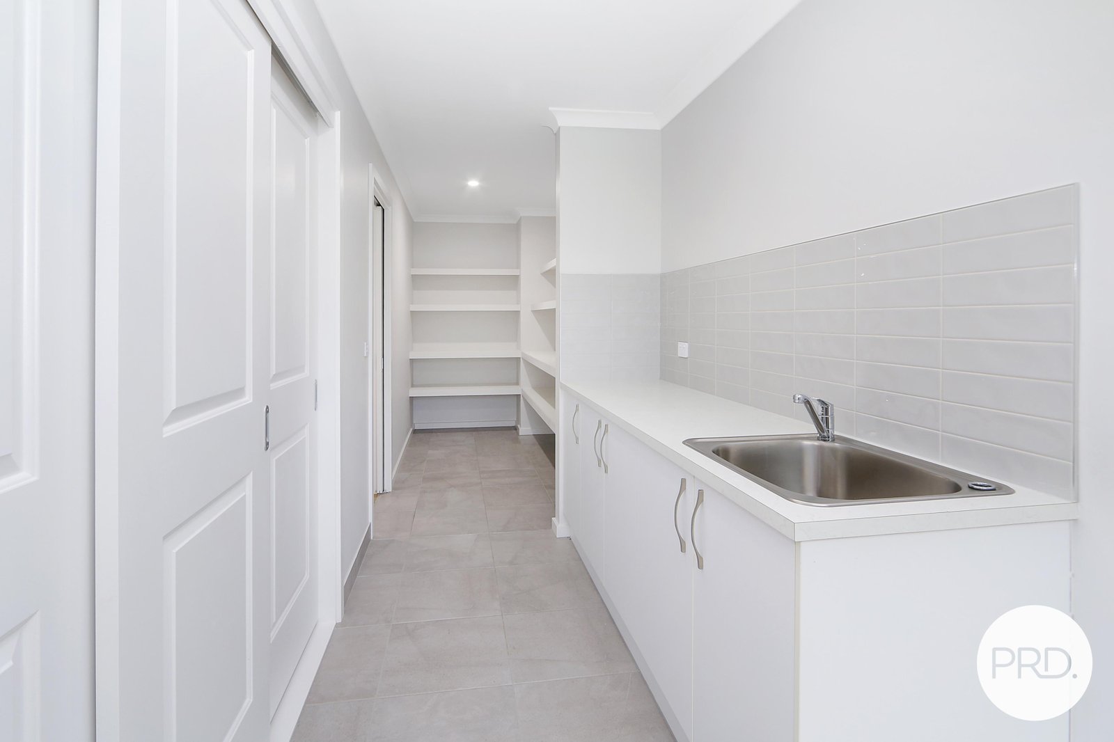 174 Brooklyn Drive THURGOONA 18