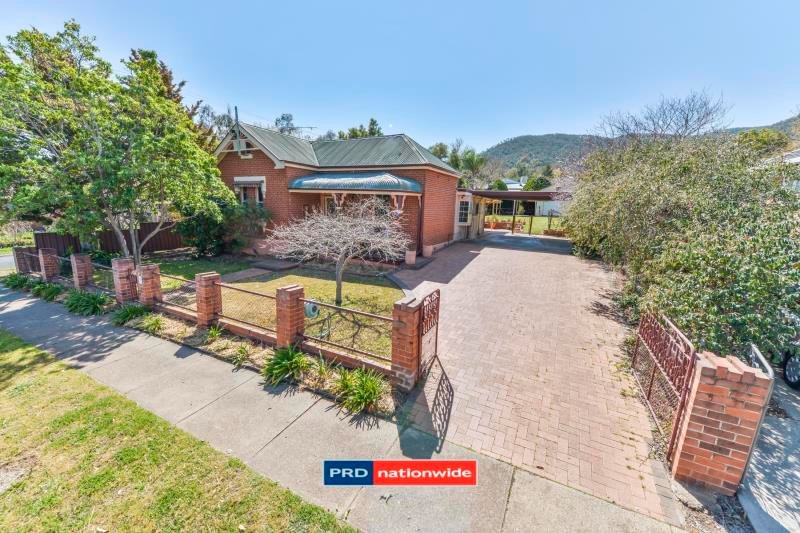 174 Carthage Street TAMWORTH 1