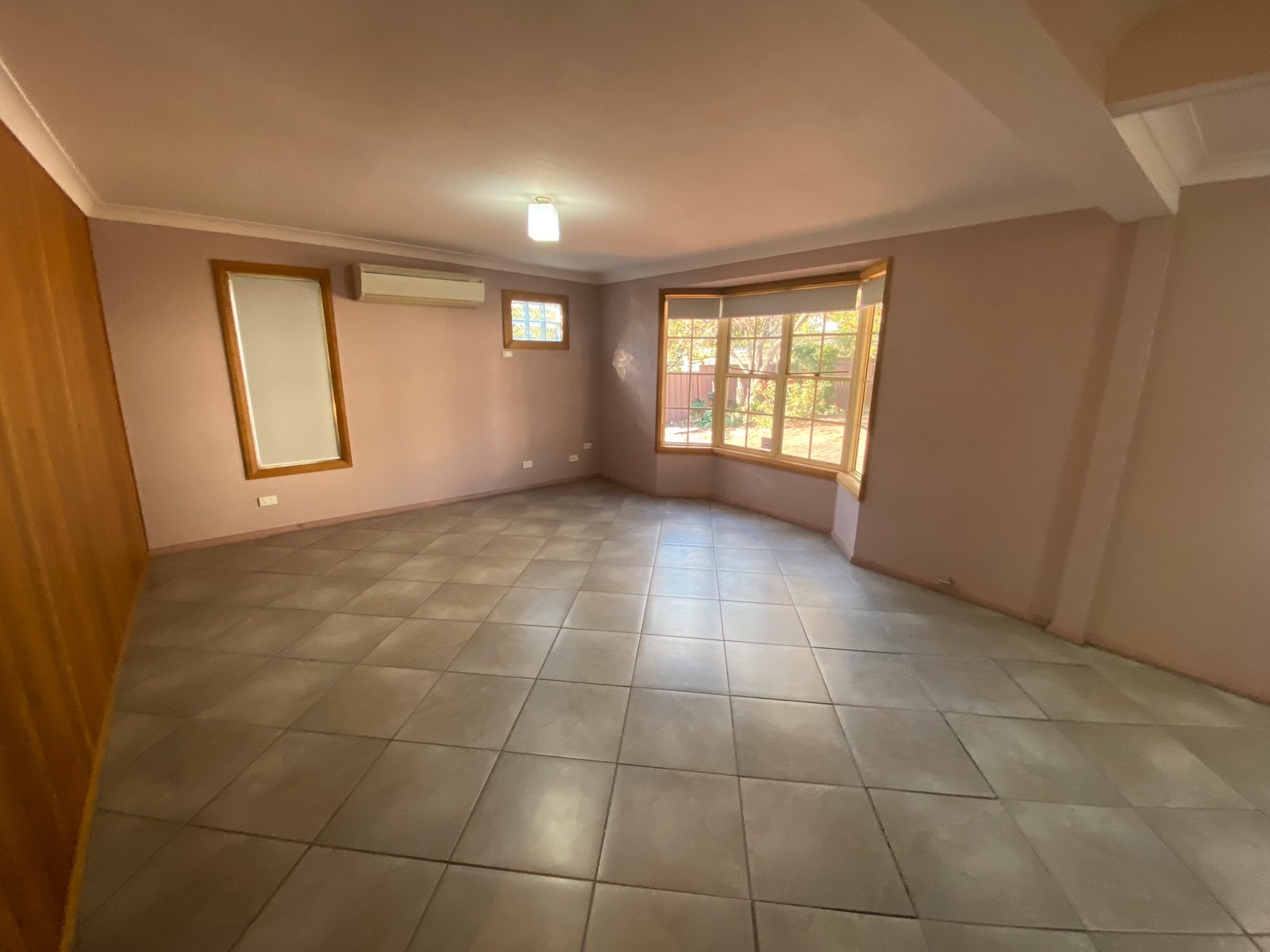 174 Carthage Street TAMWORTH 5