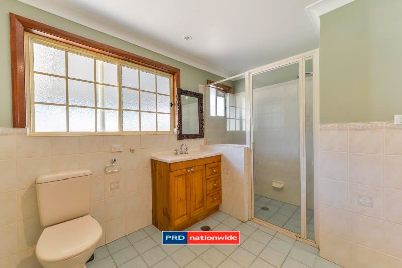 174 Carthage Street TAMWORTH 8