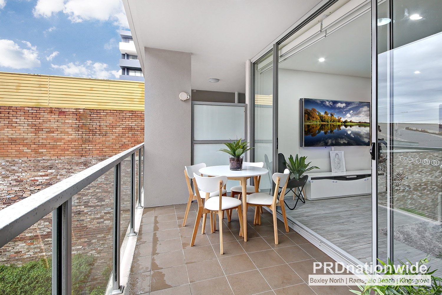 17/4 Charles Street CANTERBURY 5