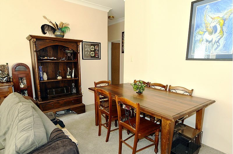 174 Chuter Avenue SANS SOUCI 3