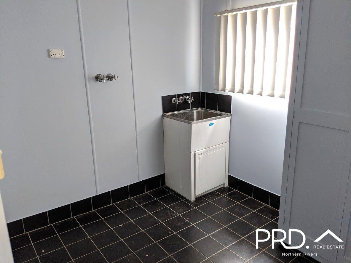 1/74 Convent Parade CASINO 8