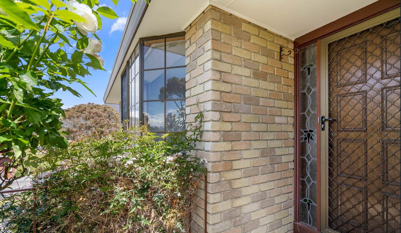 1/74 Girrabong Road LENAH VALLEY 1