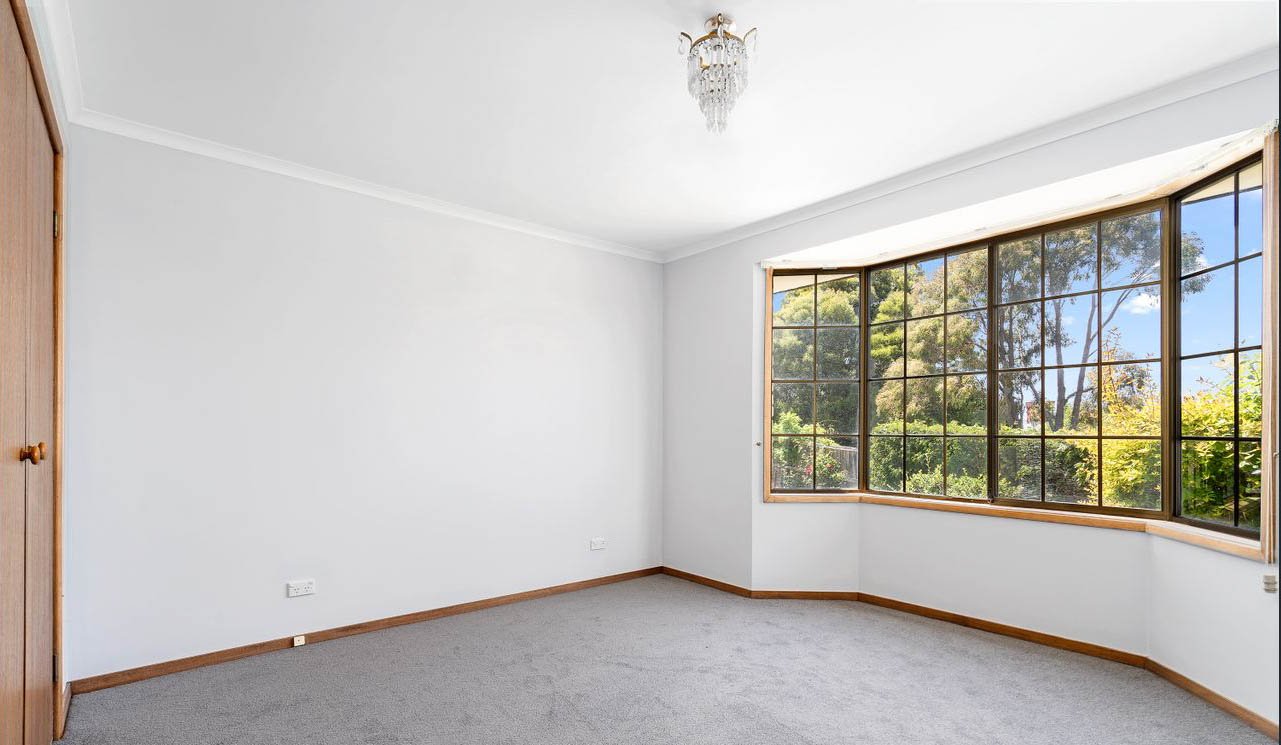 1/74 Girrabong Road LENAH VALLEY 9