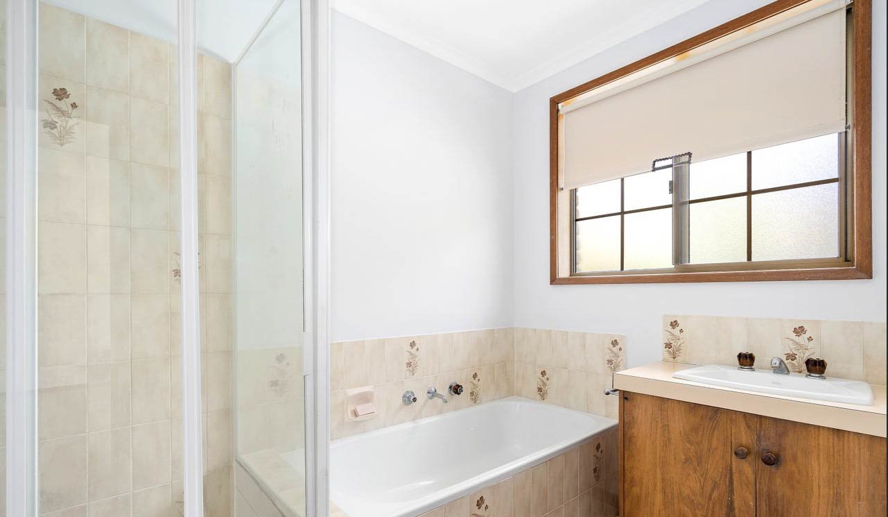 1/74 Girrabong Road LENAH VALLEY 11