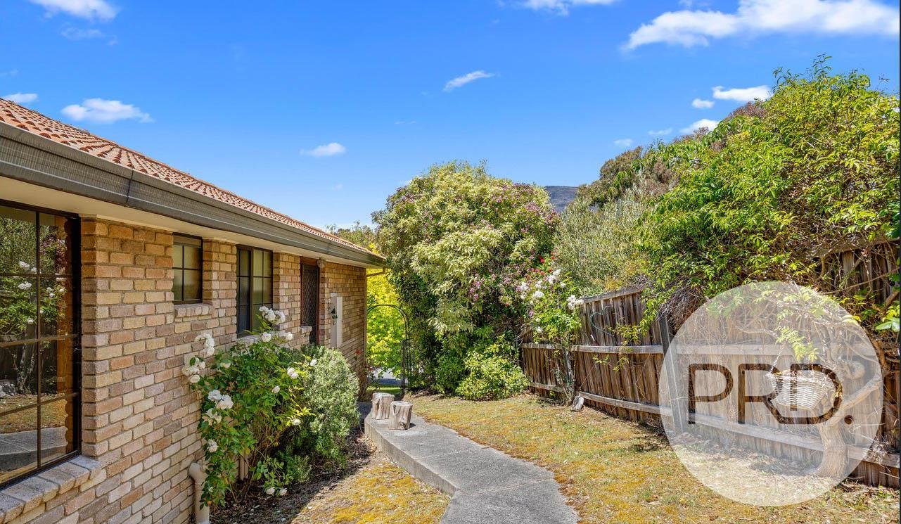 1/74 Girrabong Road LENAH VALLEY 11