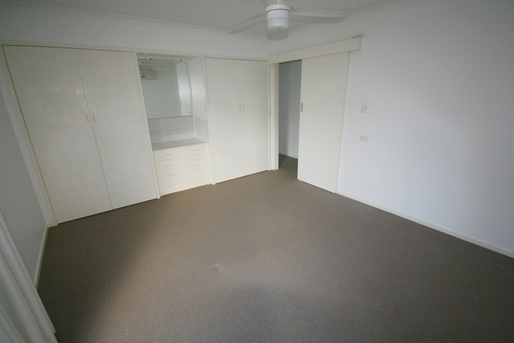 174 Mallawa Drive PALM BEACH 9