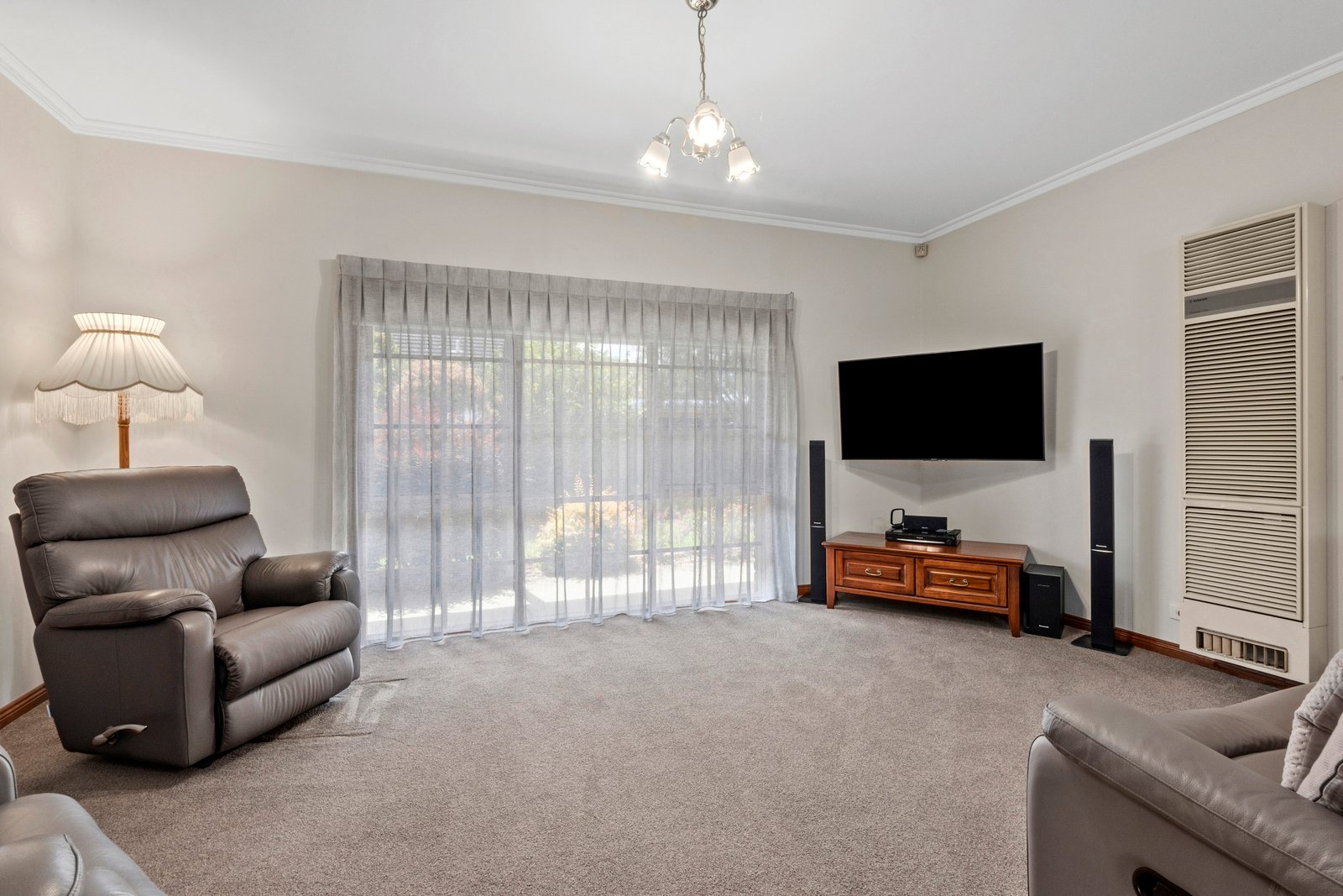 Gallery: 174 South Valley Road