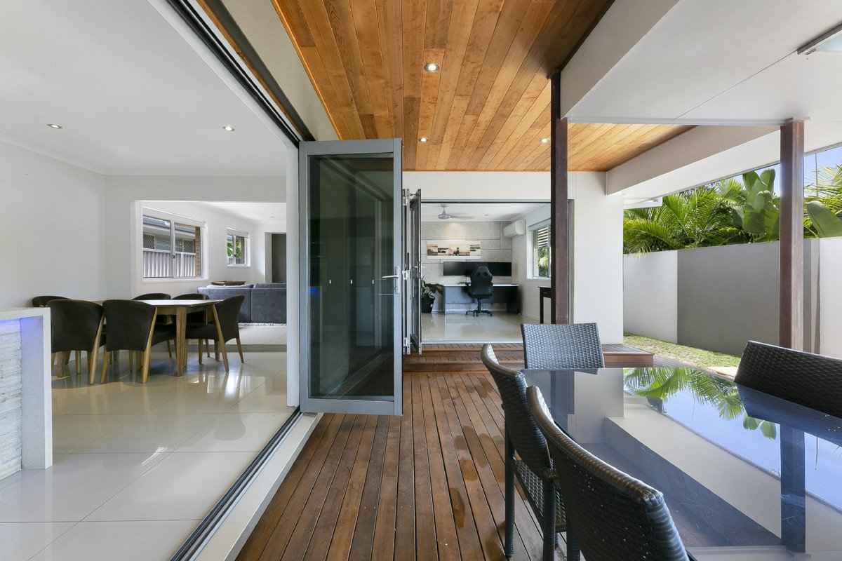 174 Sunshine Parade Miami 5