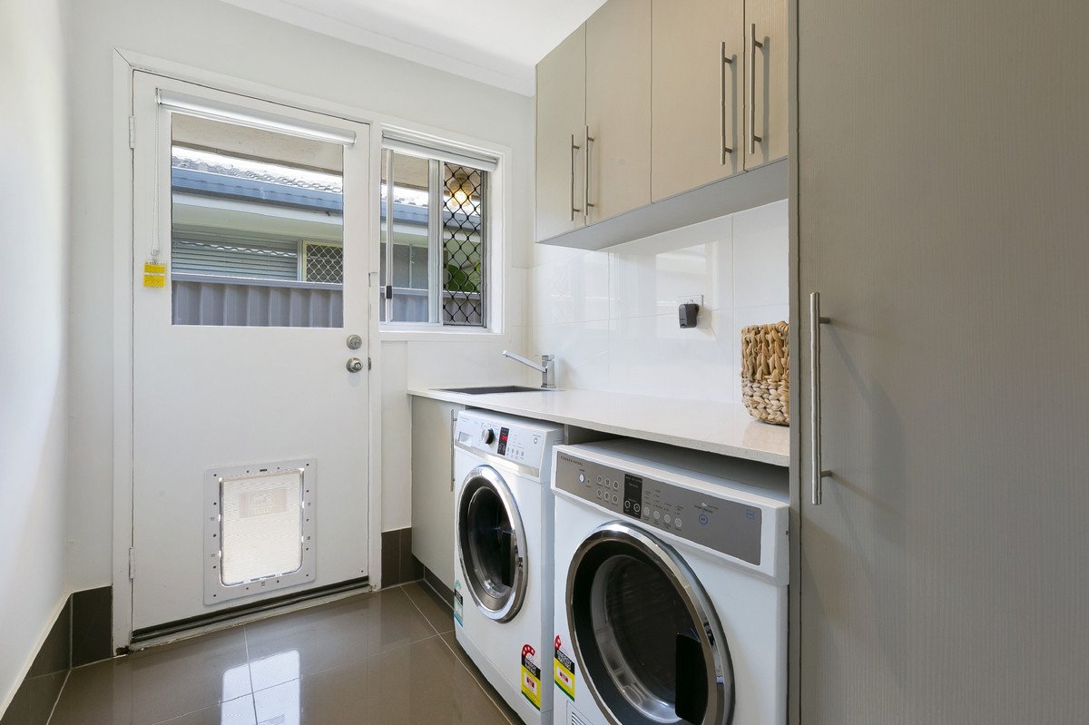 174 Sunshine Parade Miami 13