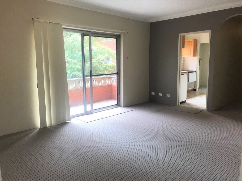 17/43-49 Ocean Street PENSHURST 1