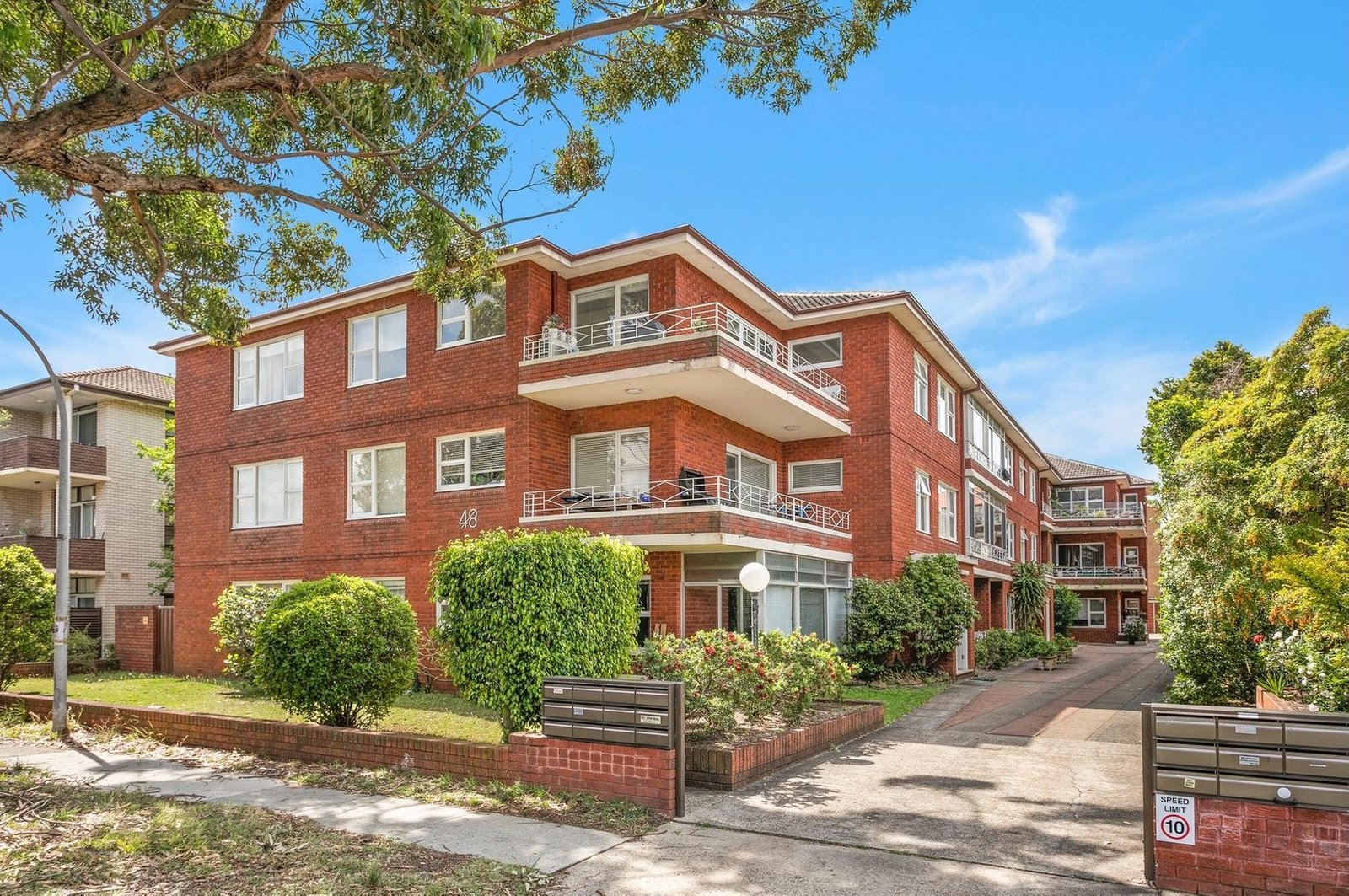 17/48 Banks Street MONTEREY 2