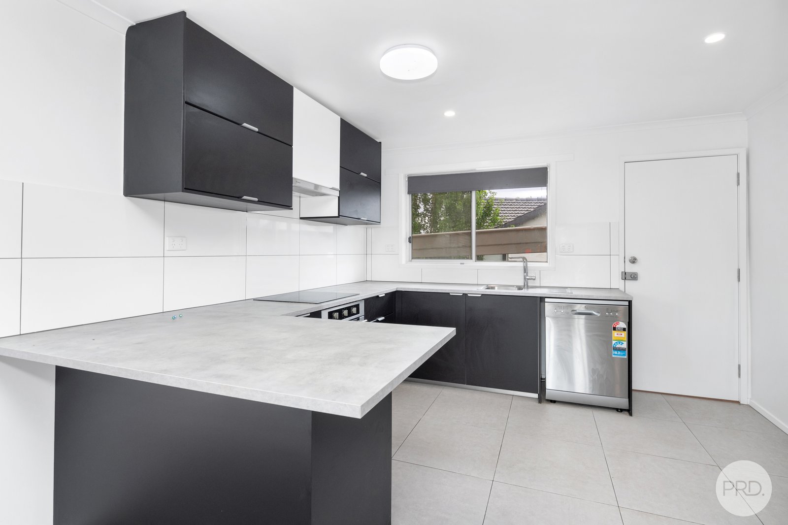 1/749 Geelong Road CANADIAN 5