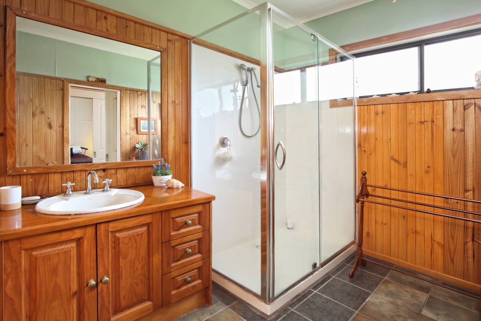 Real Estate and Property in 1749 Romsey Road, Romsey, VIC