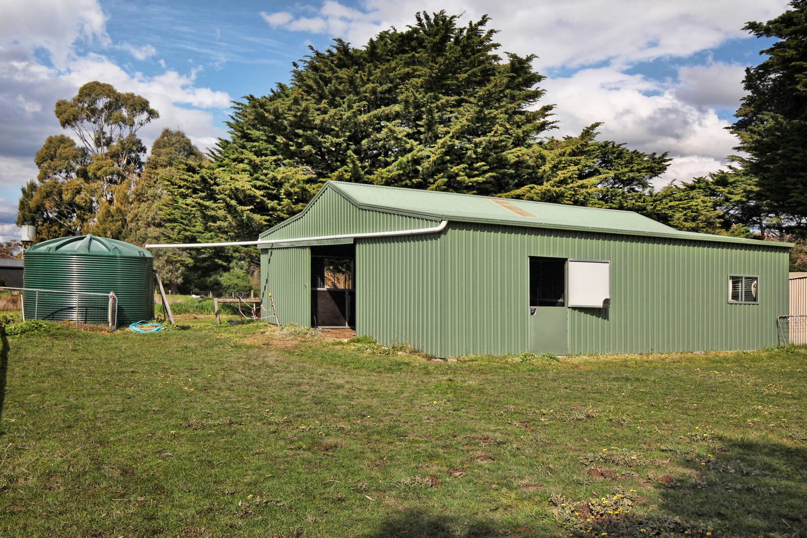 Real Estate and Property in 1749 Romsey Road, Romsey, VIC