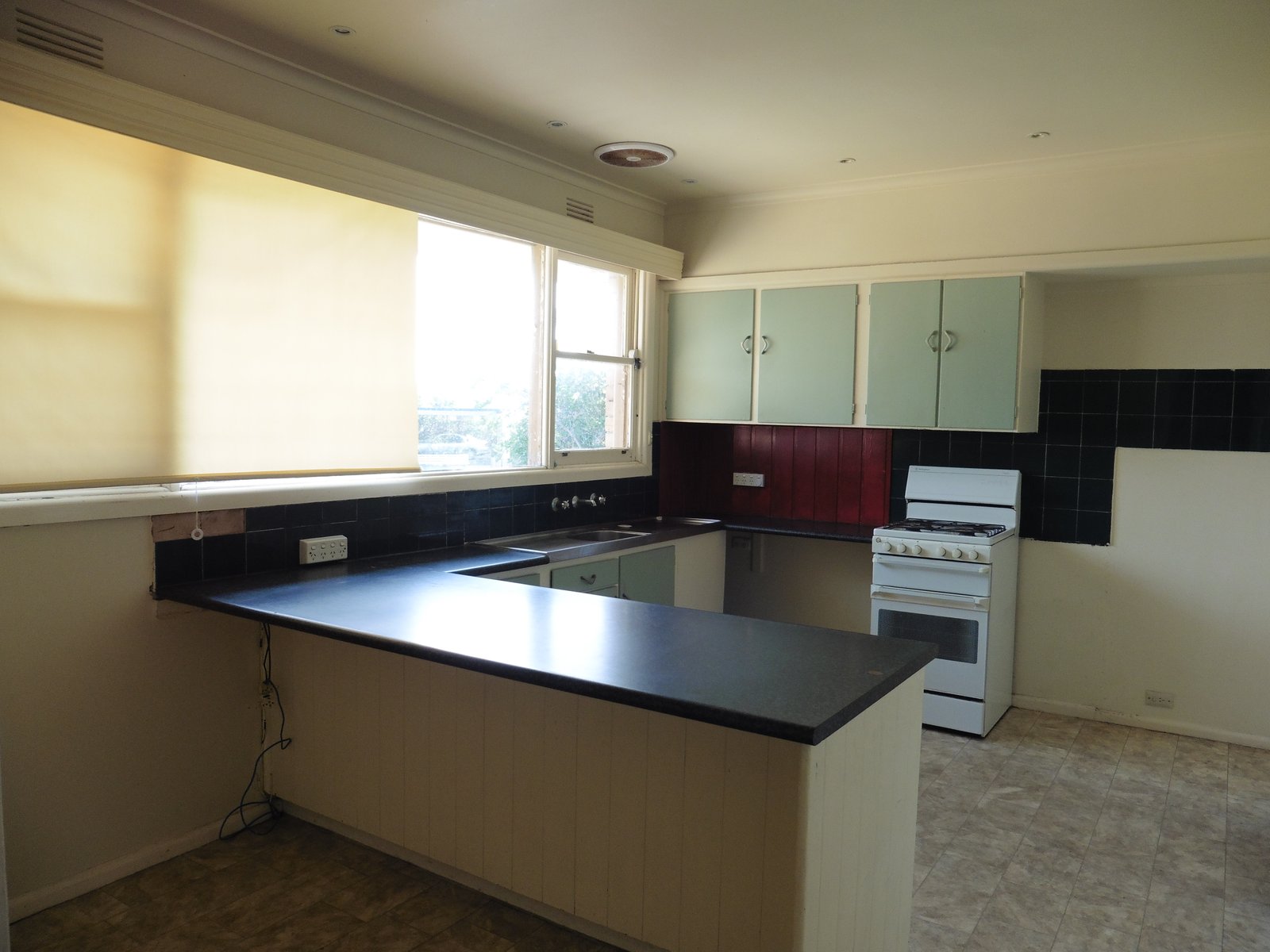 Gallery: 175 Beach Road
