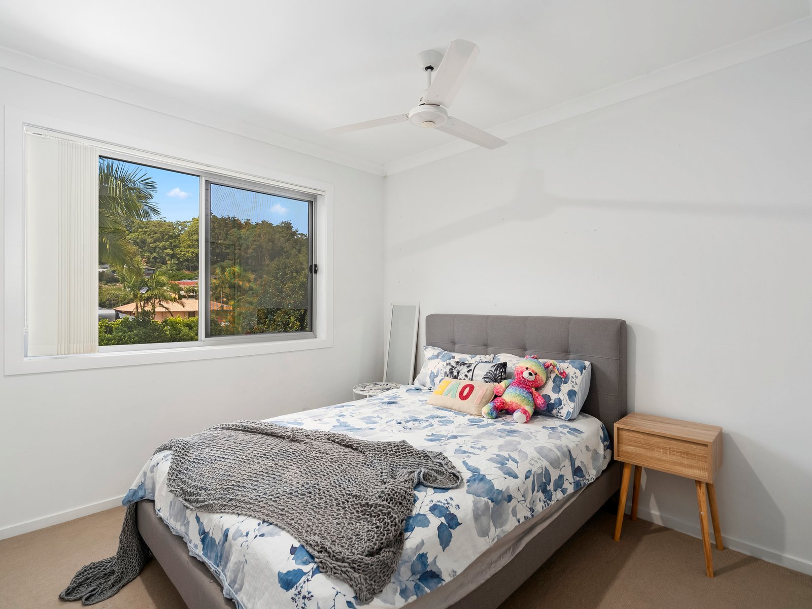17/5 Border Drive North CURRUMBIN WATERS 9