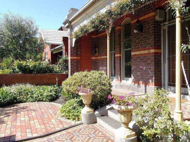 Gallery: 175 Canterbury Road
