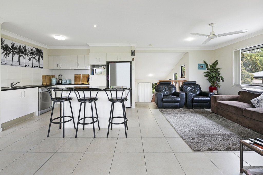 17/5 Faculty Crescent MUDGEERABA 6