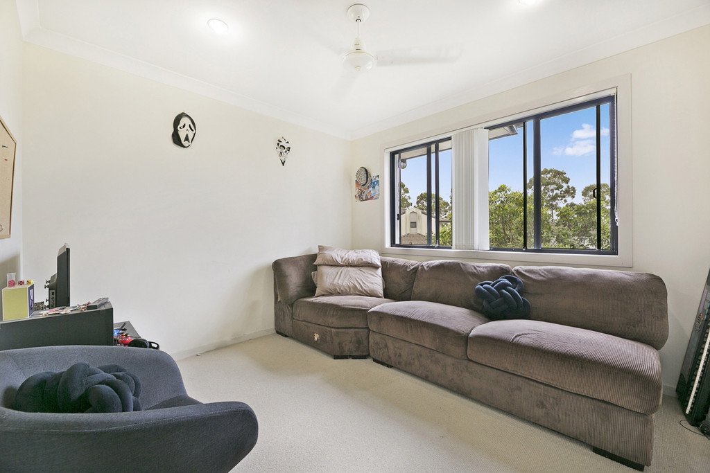 17/5 Faculty Crescent MUDGEERABA 10