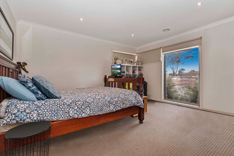 175 Jobs Gully Road EAGLEHAWK 2