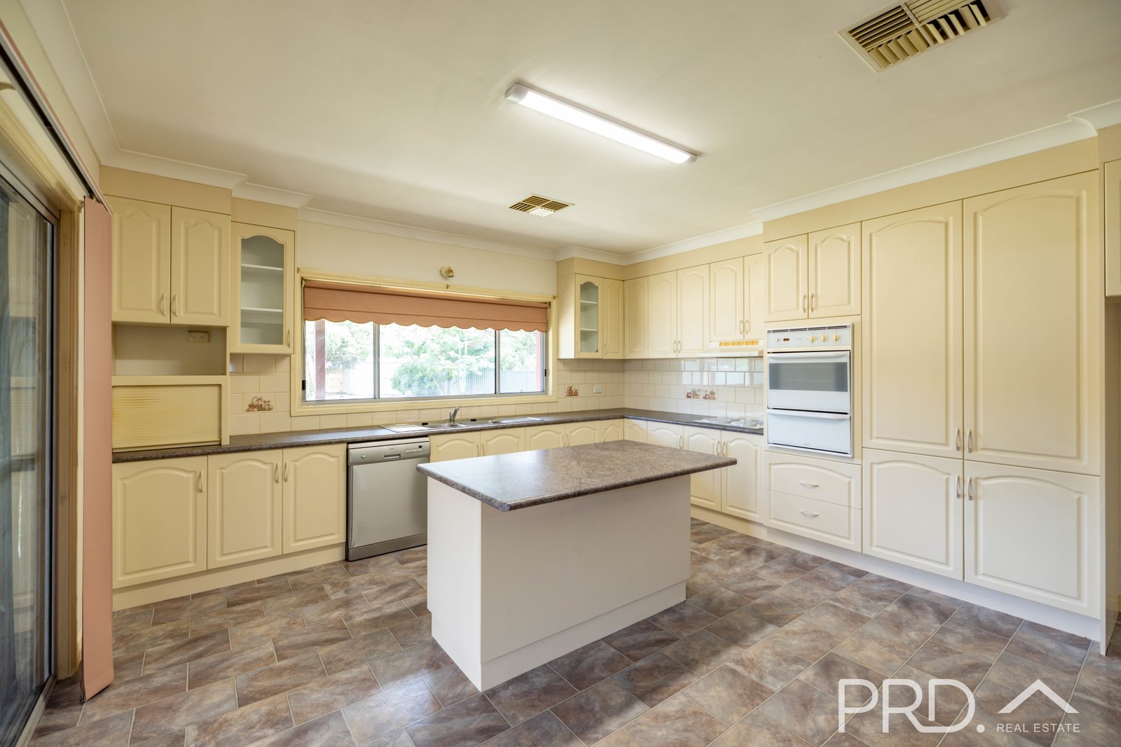 175 Lambie Street TUMUT 5