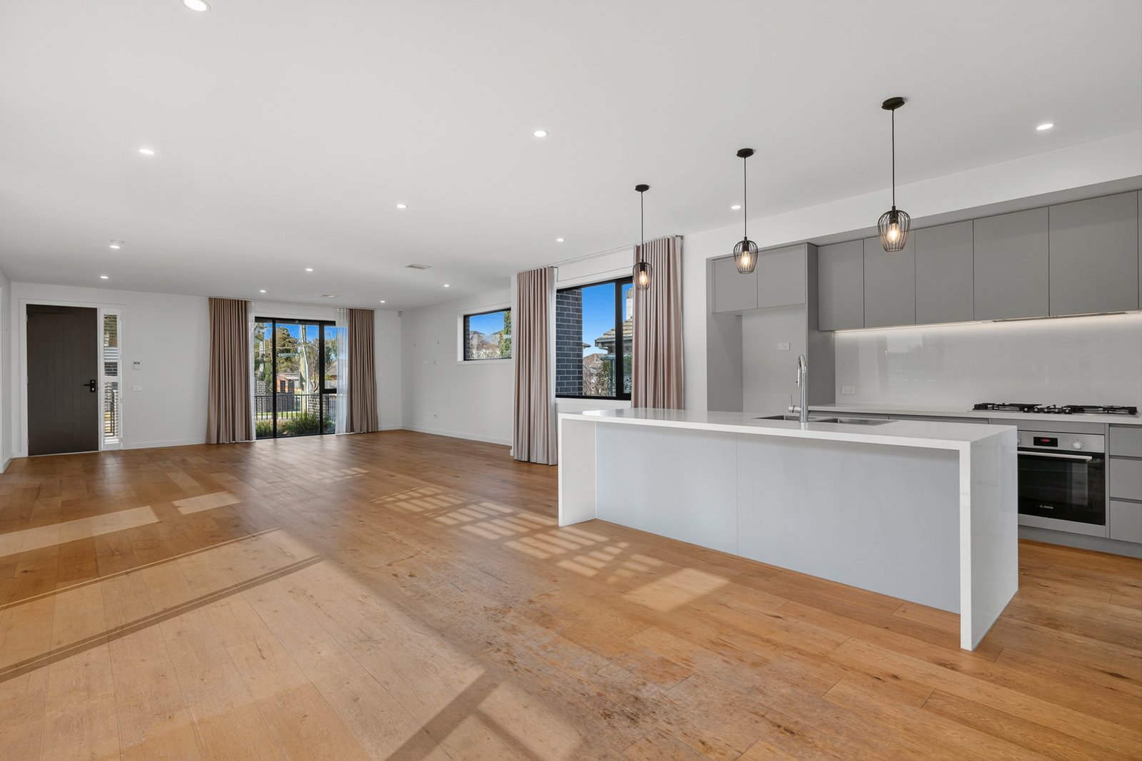 Gallery: 1/75 Macrina Street
