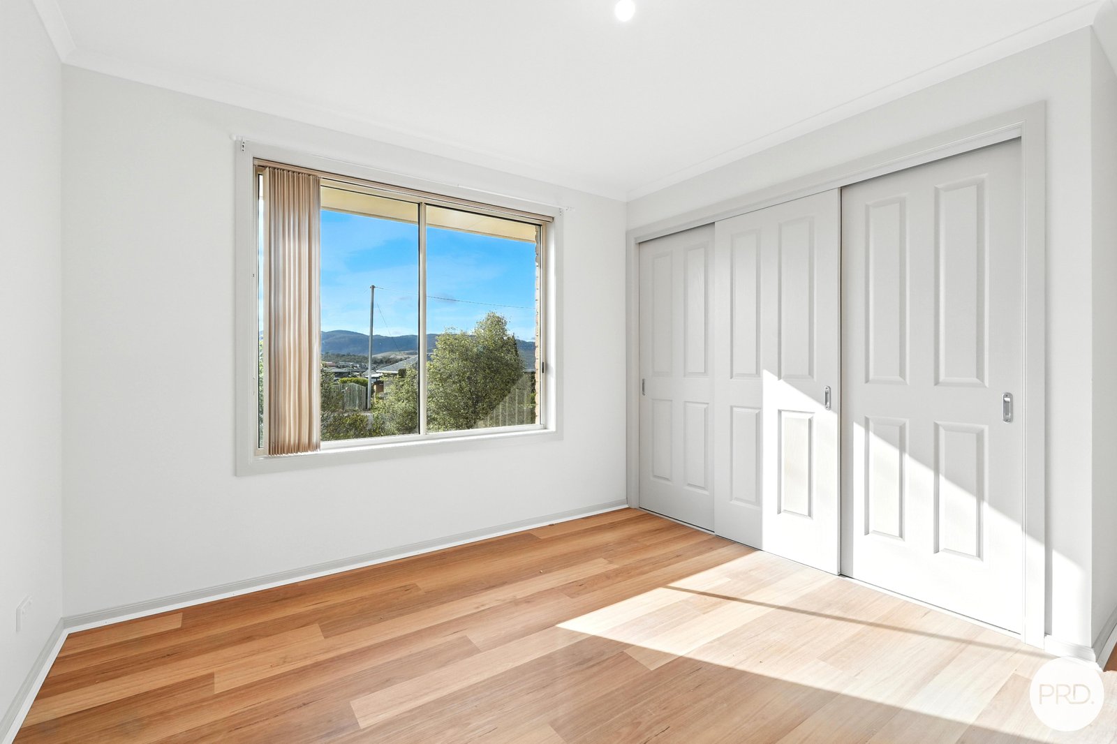 1/75 William Street BRIGHTON 9