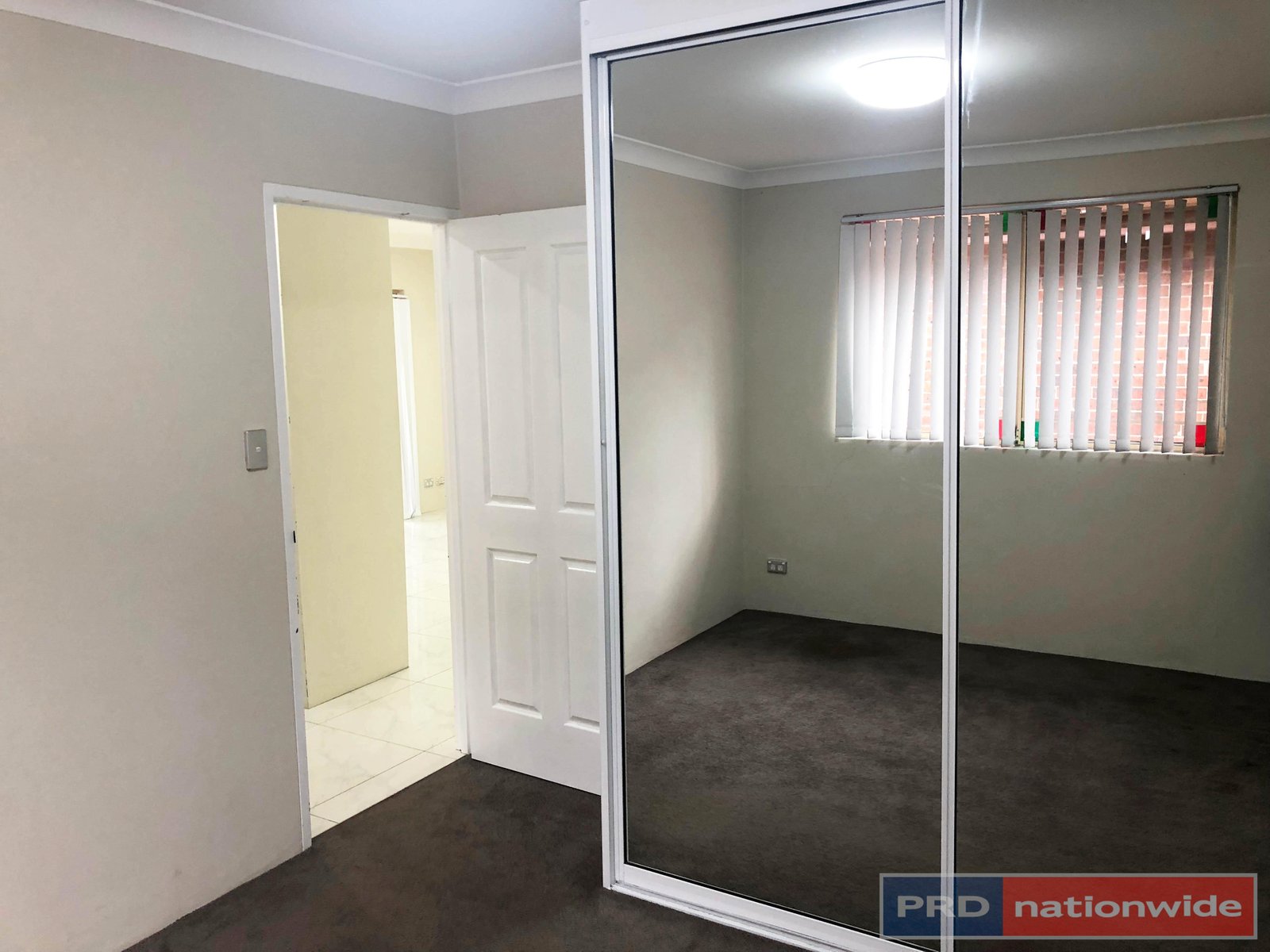 17/54-56 Sir Joseph Banks Street BANKSTOWN 5
