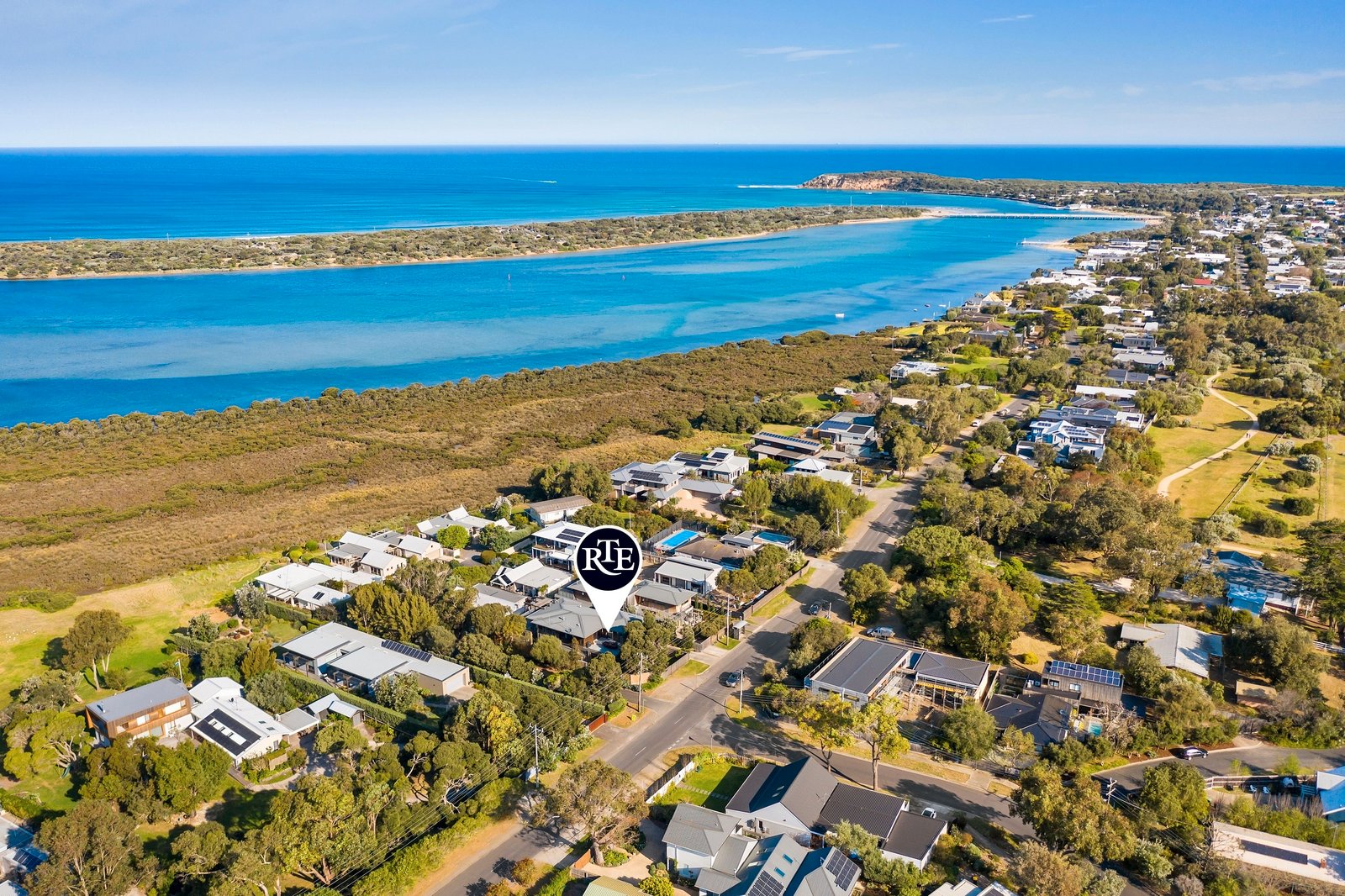 Real Estate and Property in 1/76 Carr Street, Barwon Heads, VIC