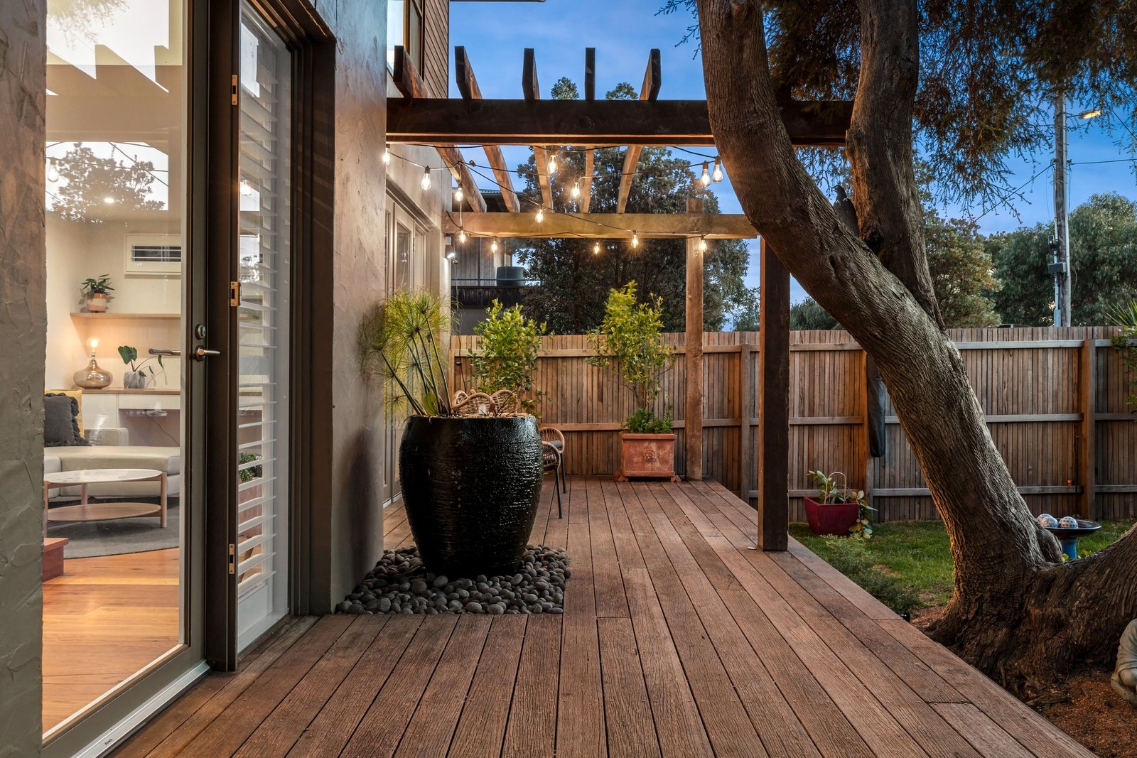 Real Estate and Property in 1/76 Carr Street, Barwon Heads, VIC