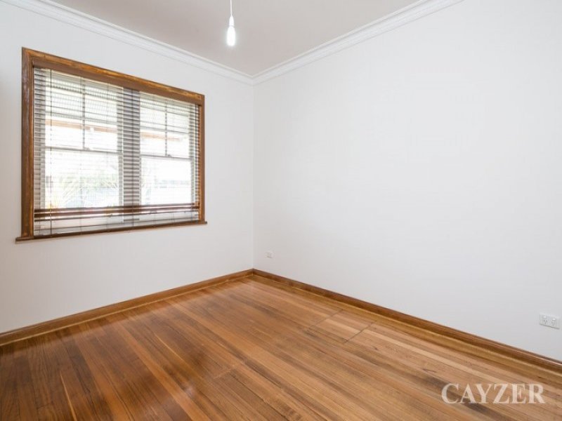 Gallery: 176 Clark Street
