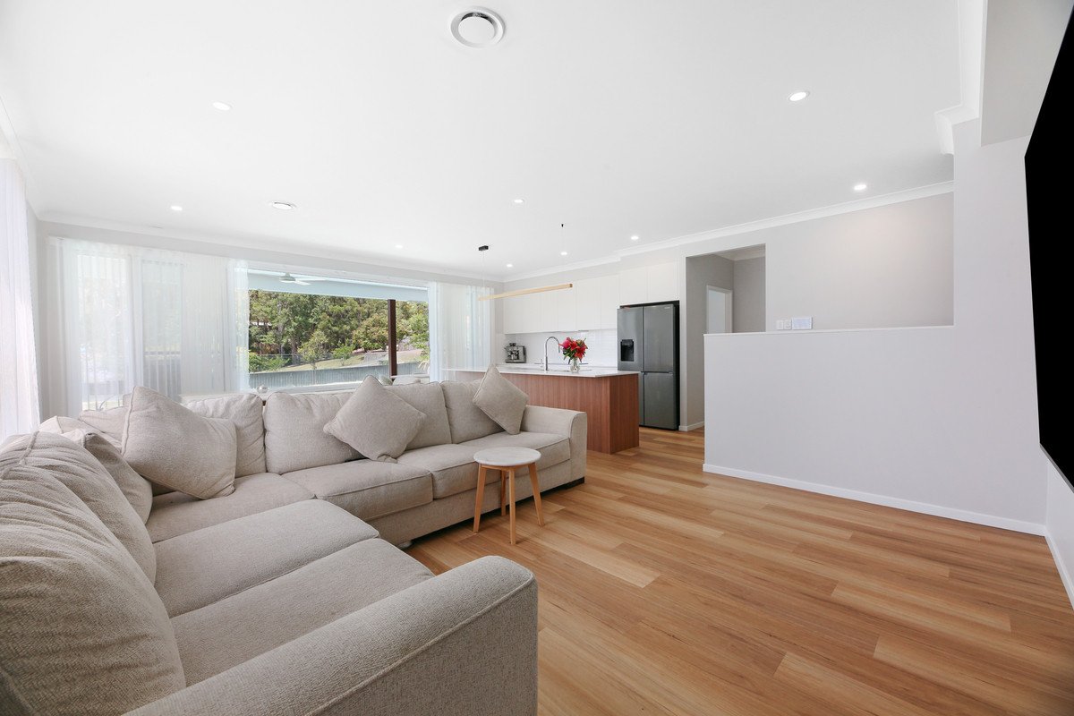 176 Cowell Drive Burleigh Heads 11