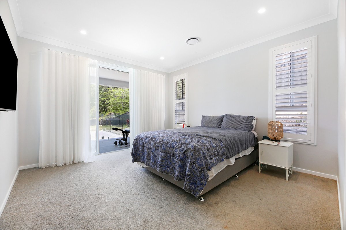 176 Cowell Drive Burleigh Heads 14