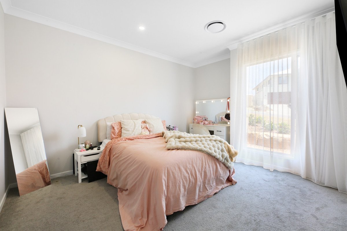 176 Cowell Drive Burleigh Heads 16