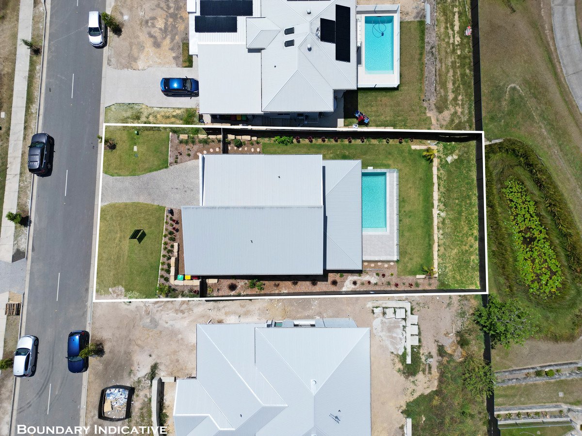 176 Cowell Drive Burleigh Heads 27