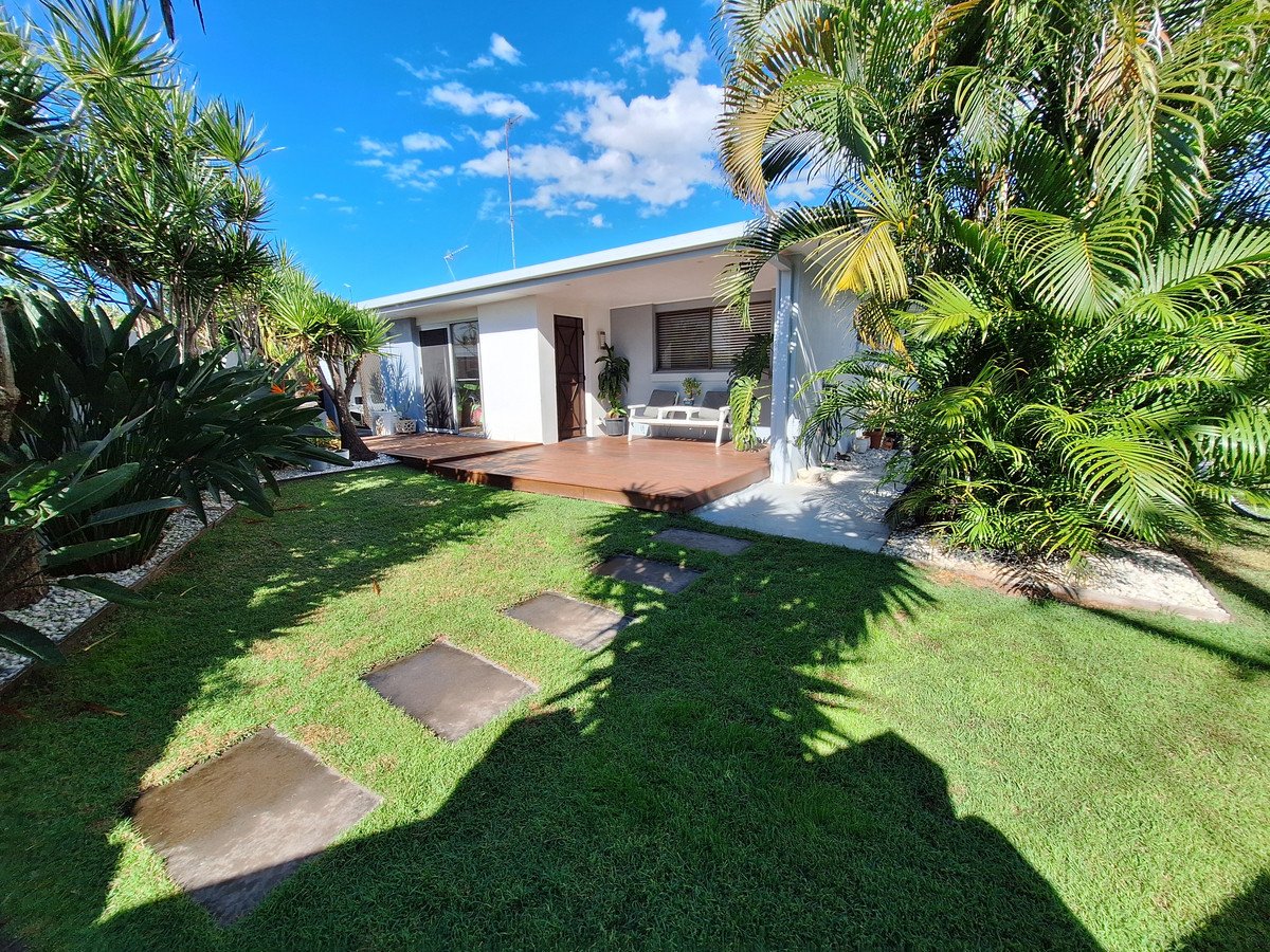 1/76 Dawn Parade MIAMI 1