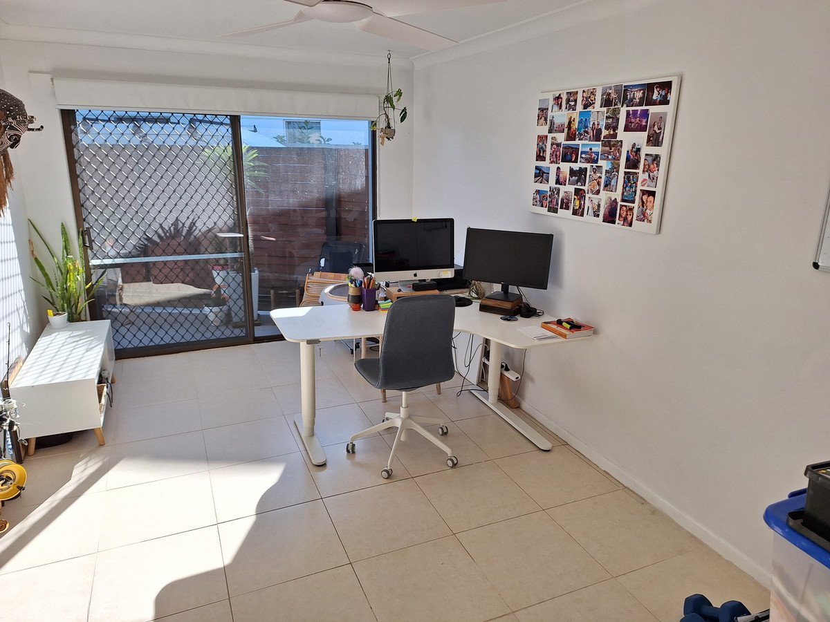 1/76 Dawn Parade MIAMI 7