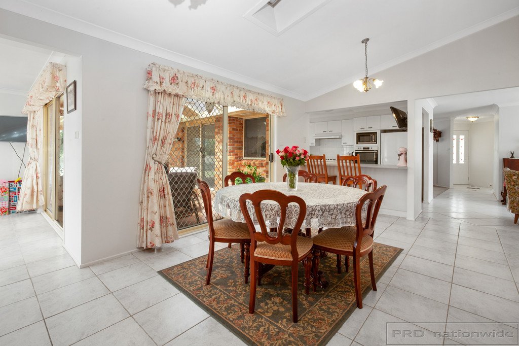 176 Denton Park Drive ABERGLASSLYN 8