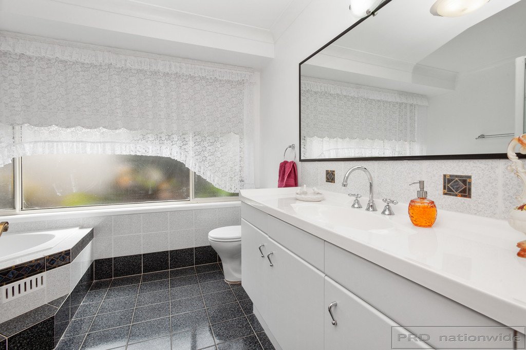 176 Denton Park Drive ABERGLASSLYN 17