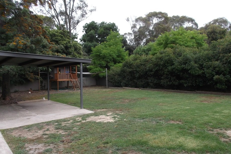 176 Lambie Street TUMUT 10